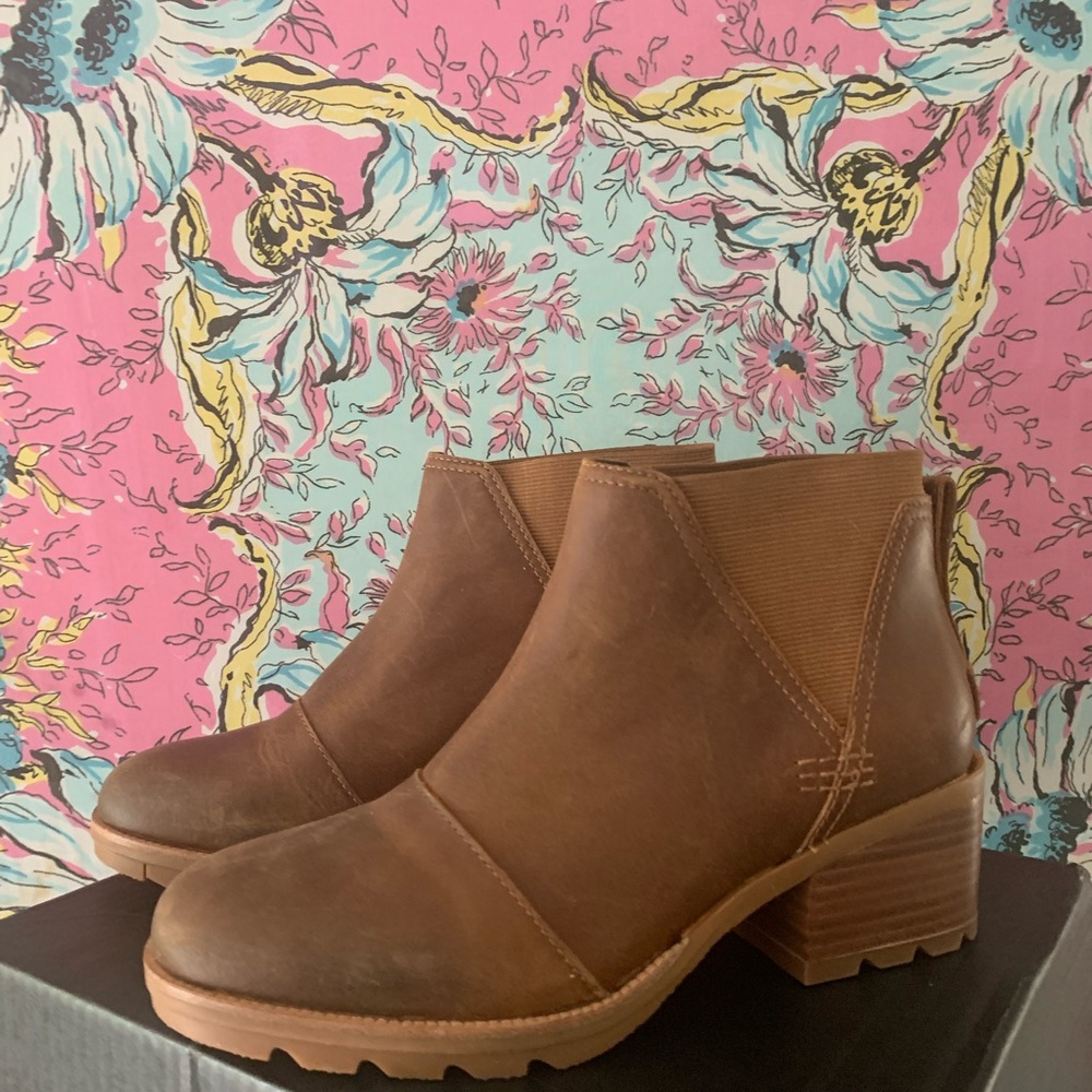 Cate Chelsea Boot | Women's Velvet Tan | size 8 | Like New | SOREL